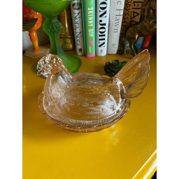 Vintage Mosser/LG Wright Pink Clear Glass 7-inch Hen On Nest - Picture 2 of 6